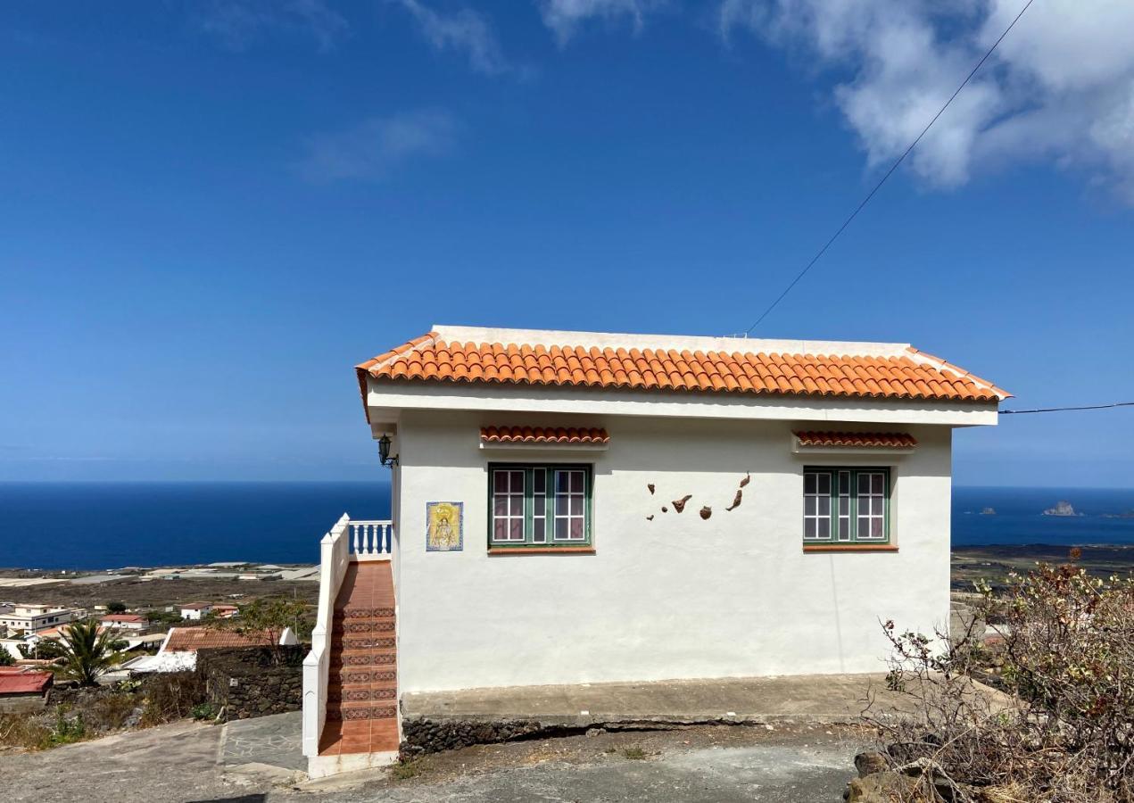 Вилла Casa Paco Y Nina Фронтера Экстерьер фото